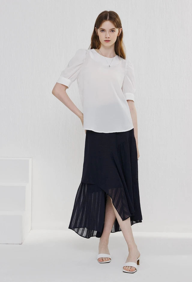 펄버튼 퍼프 슬리브 블라우스 (IVORY)