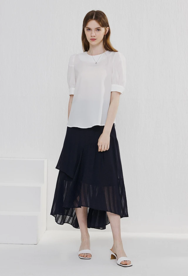 펄버튼 퍼프 슬리브 블라우스 (IVORY)